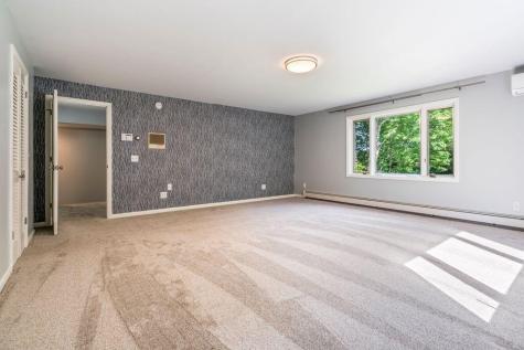 314 Meadow Road Topsham ME 04086