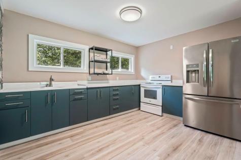 314 Meadow Road Topsham ME 04086