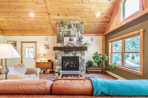 9 Woodland Way Bethel ME 04217