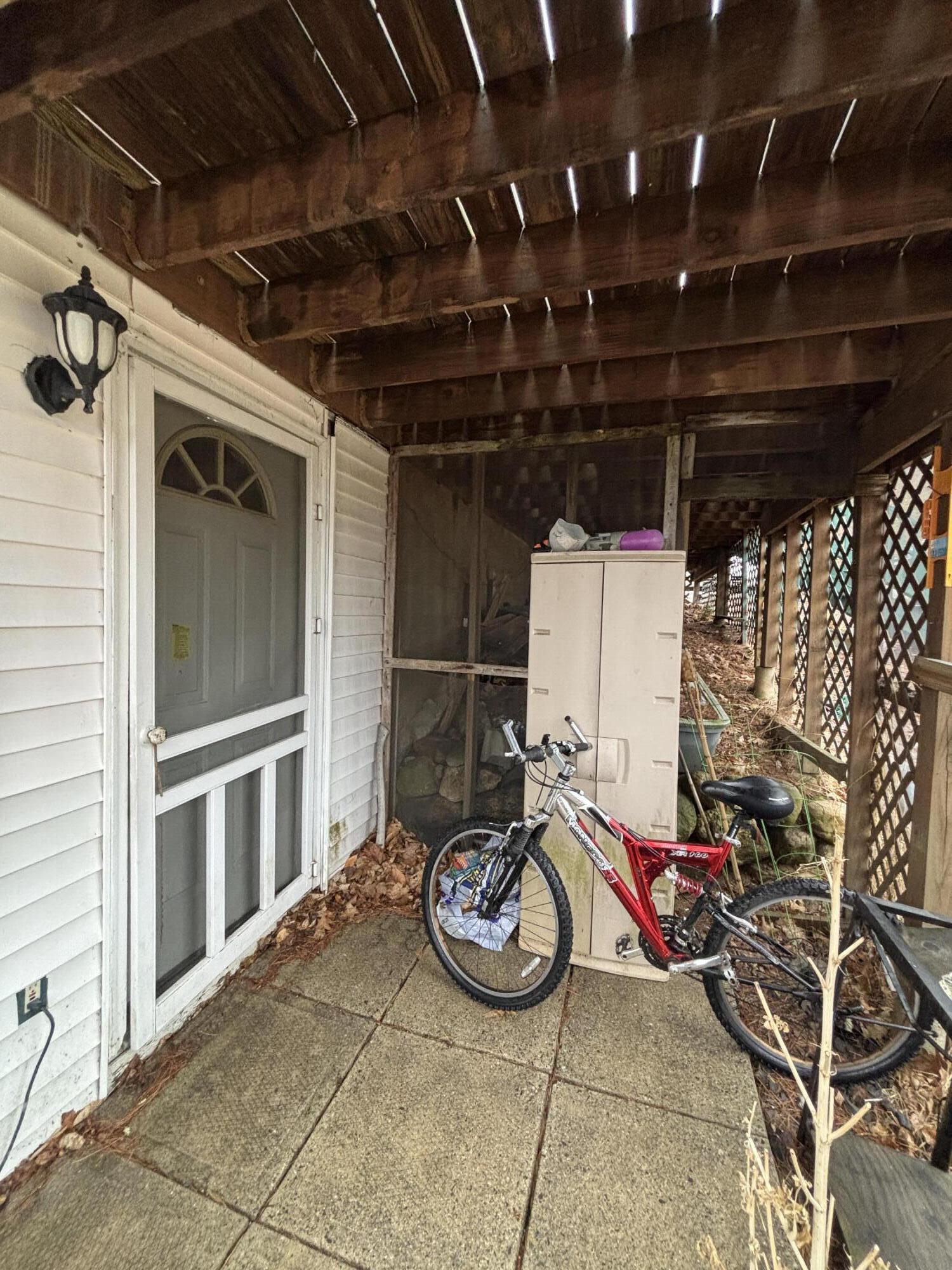 732 Roosevelt Trail Casco ME 04015