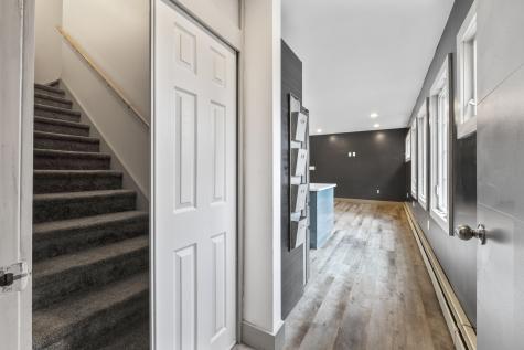 15 Dolloff Drive Brunswick ME 04011