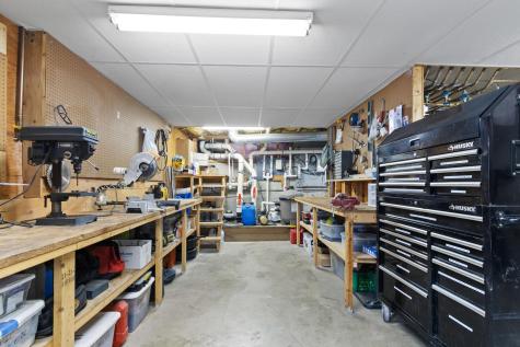 2060 Dexter Road Dover-foxcroft ME 04426