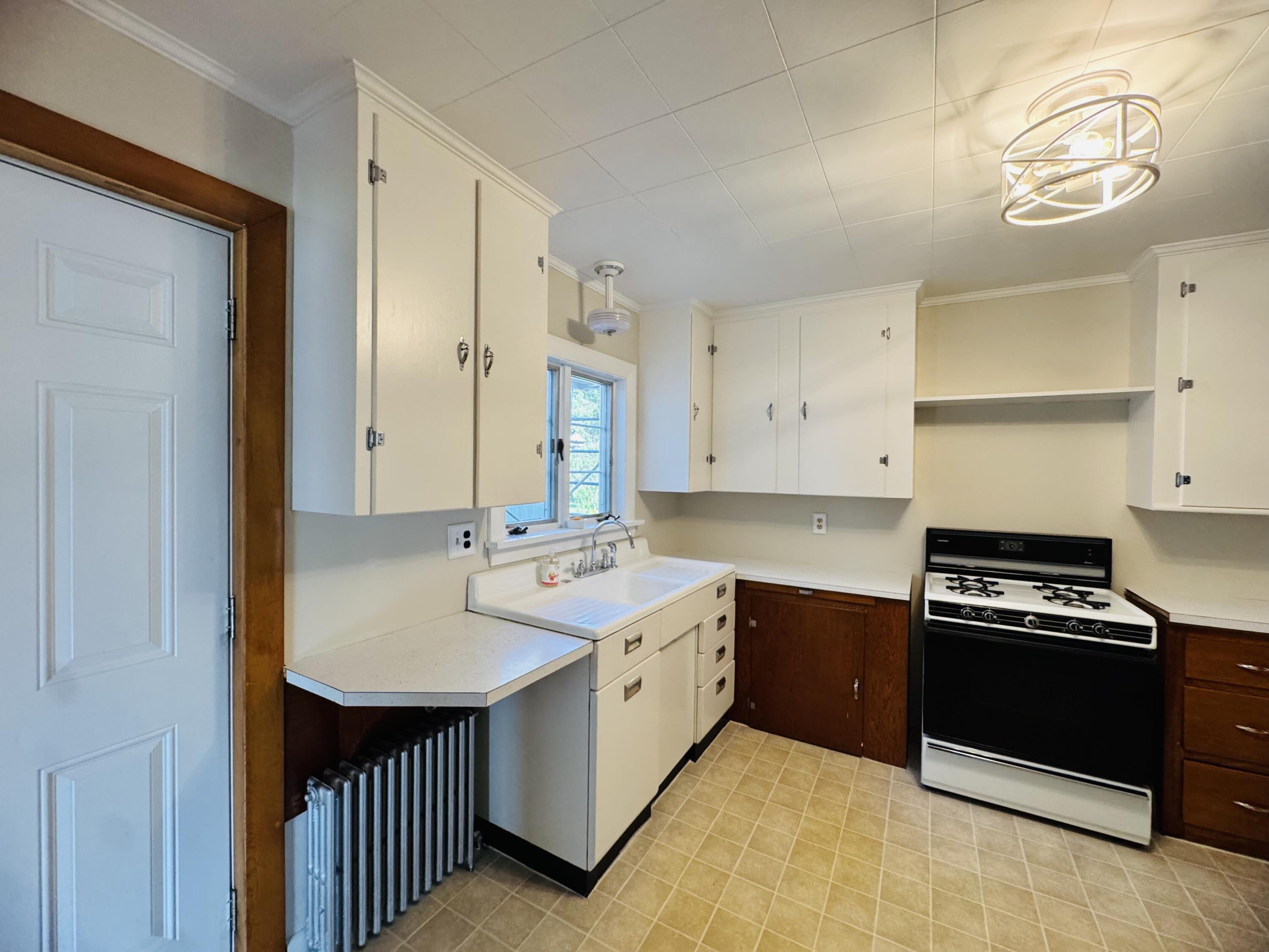 22 Fort Street Caribou ME 04736