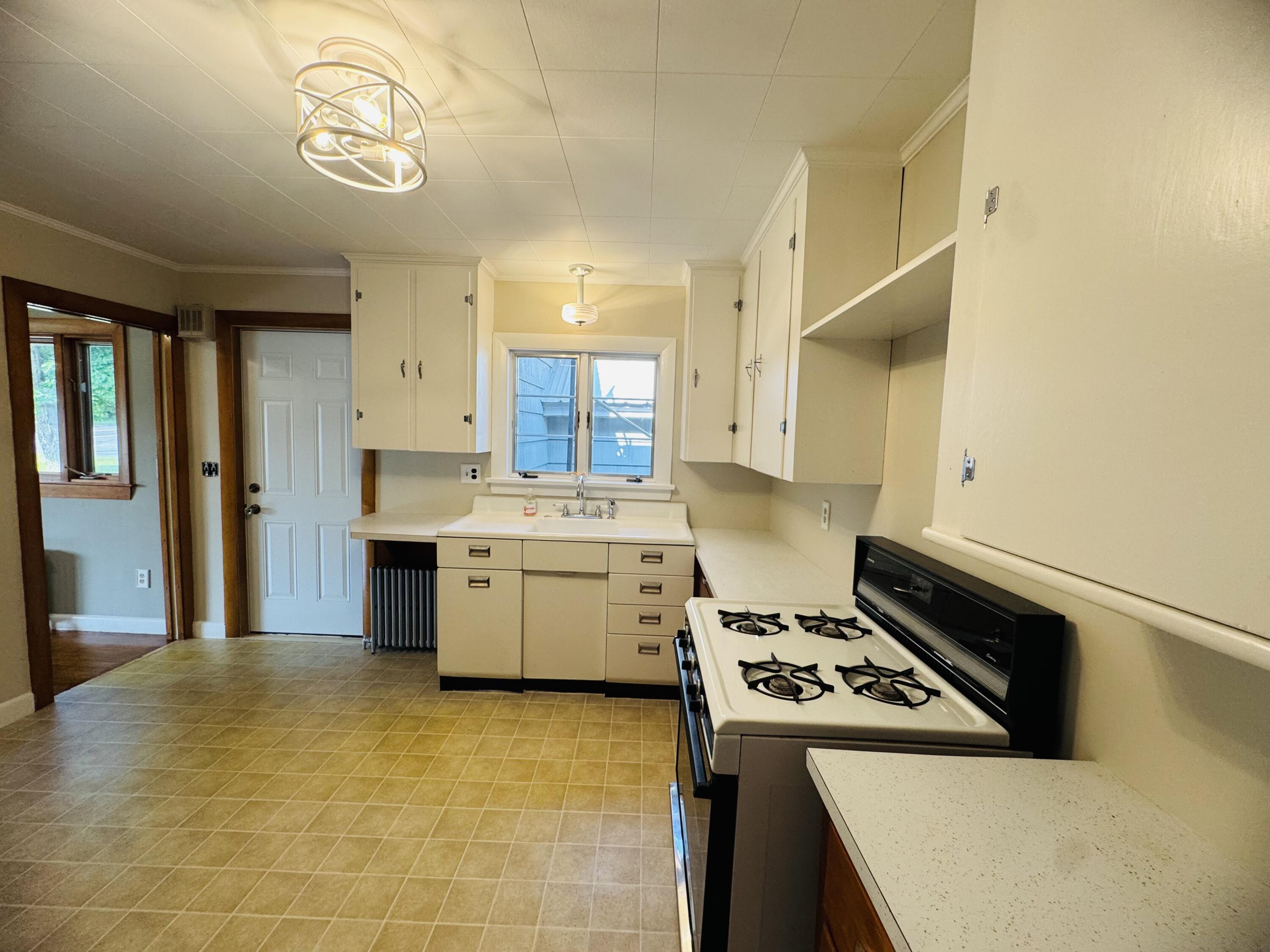 22 Fort Street Caribou ME 04736