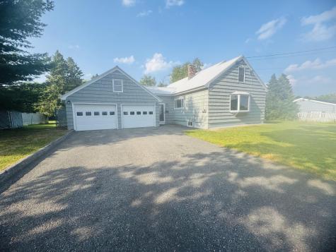 22 Fort Street Caribou ME 04736