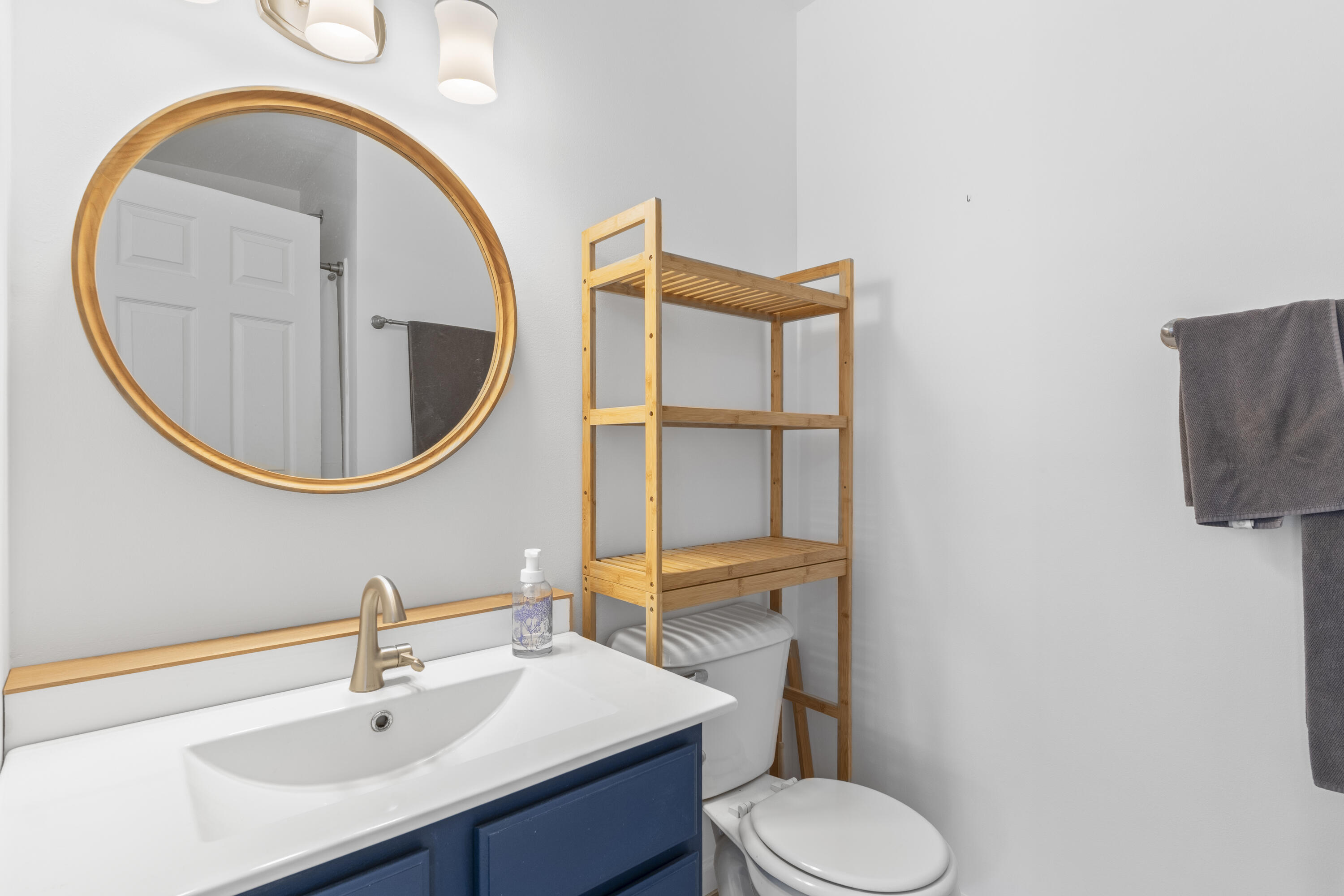 175 Main Street Bowdoinham ME 04008