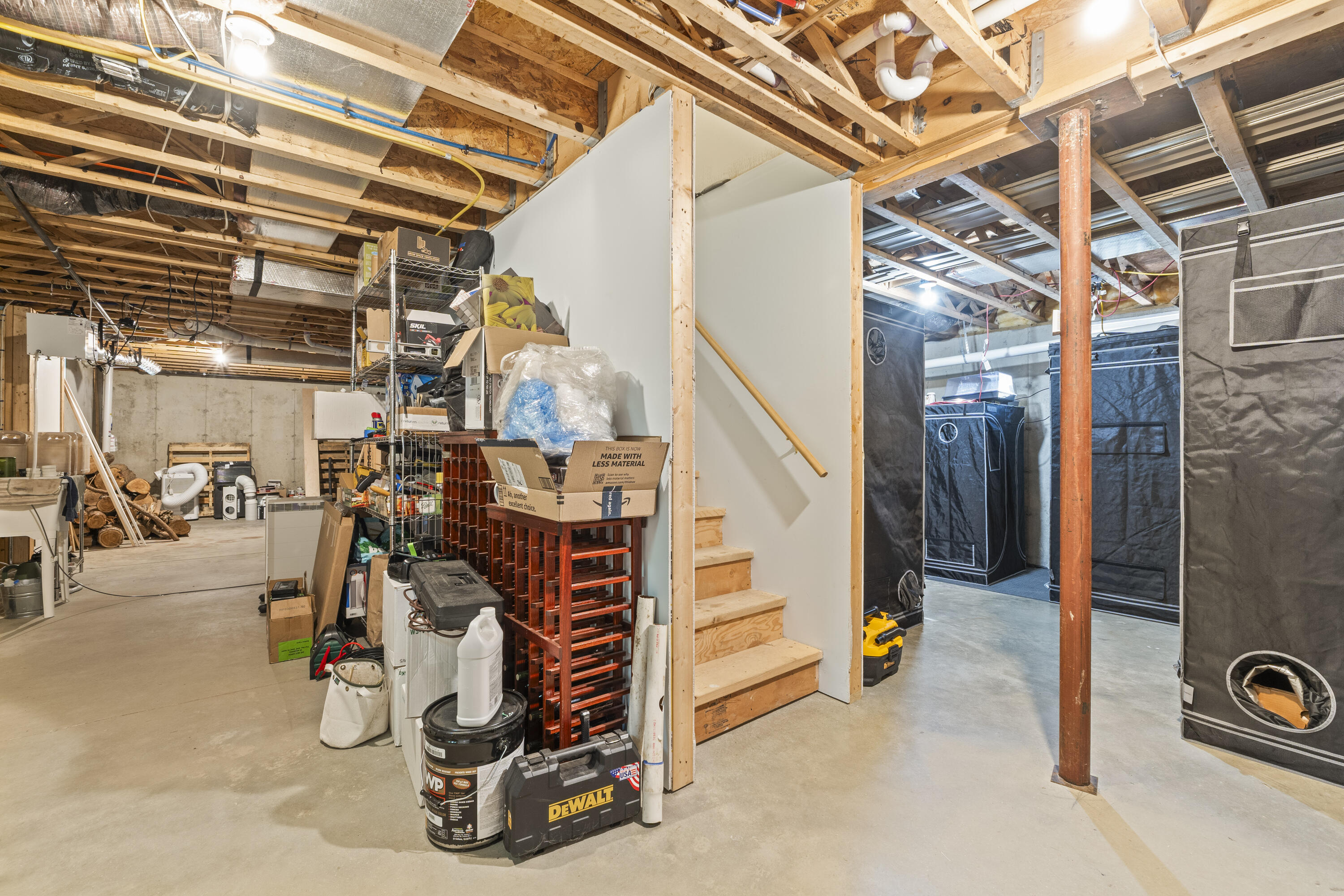 175 Main Street Bowdoinham ME 04008