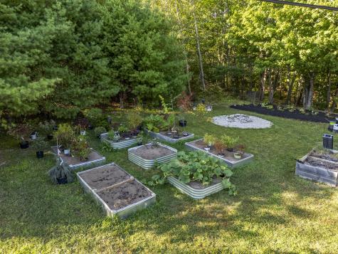 175 Main Street Bowdoinham ME 04008