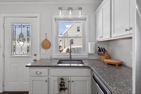 13 Cross Street Kittery ME 03904
