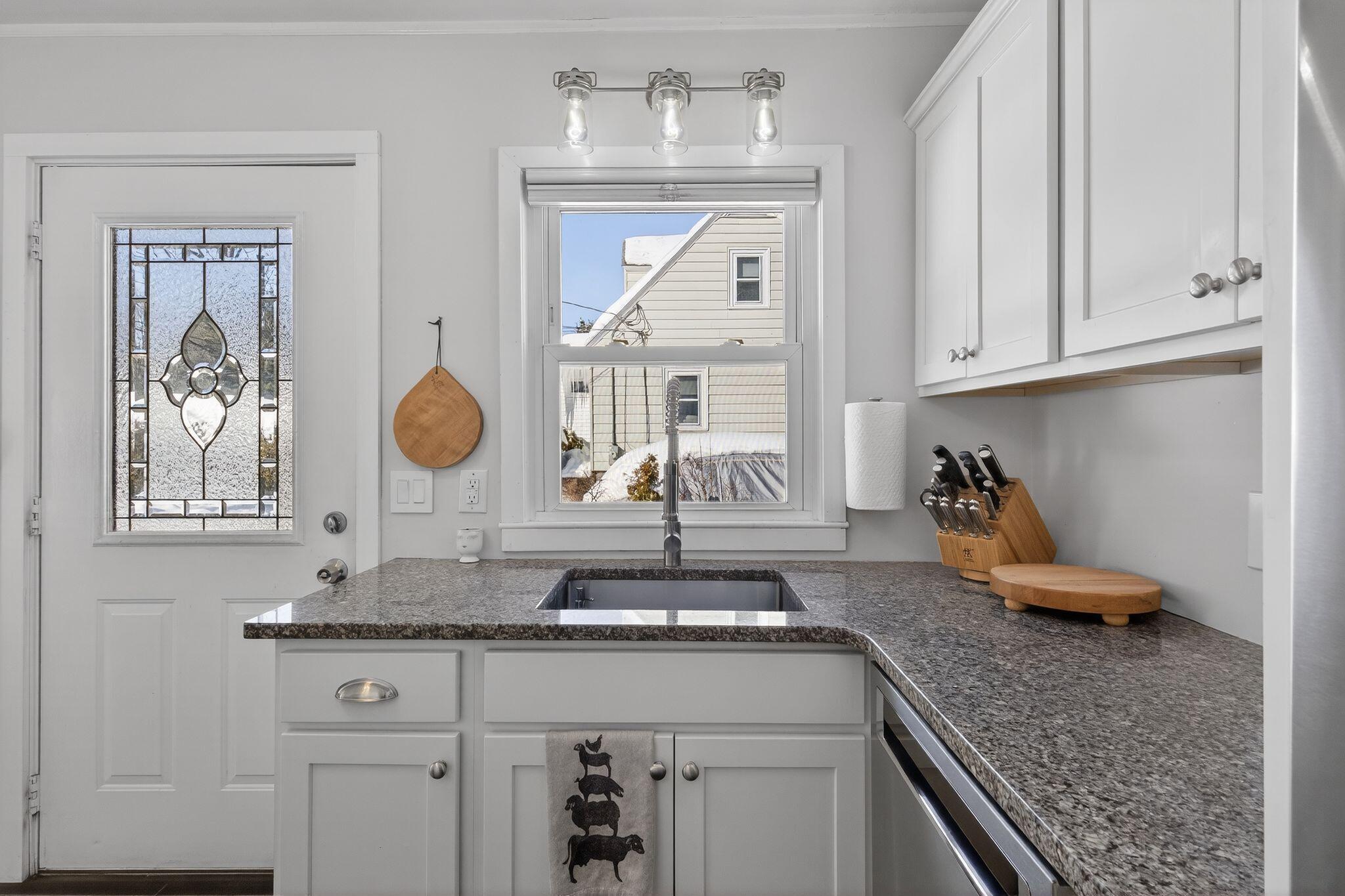 13 Cross Street Kittery ME 03904