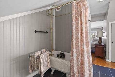 13 Cross Street Kittery ME 03904