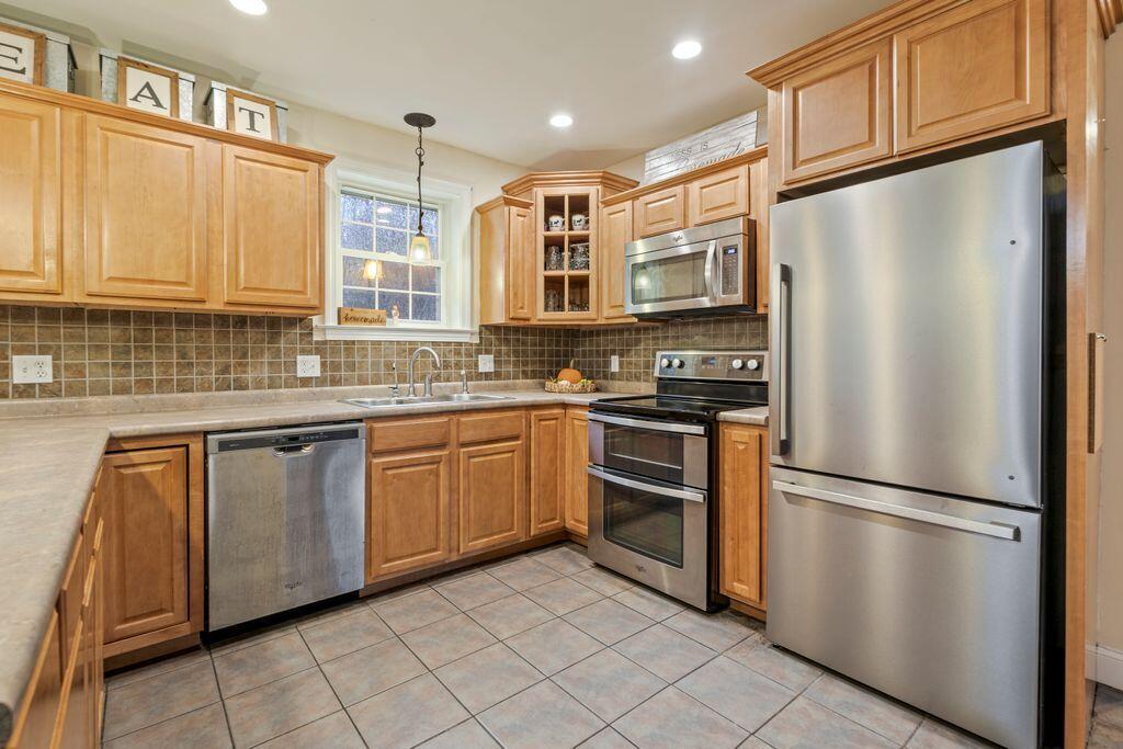 30 Faith Drive Gorham ME 04038