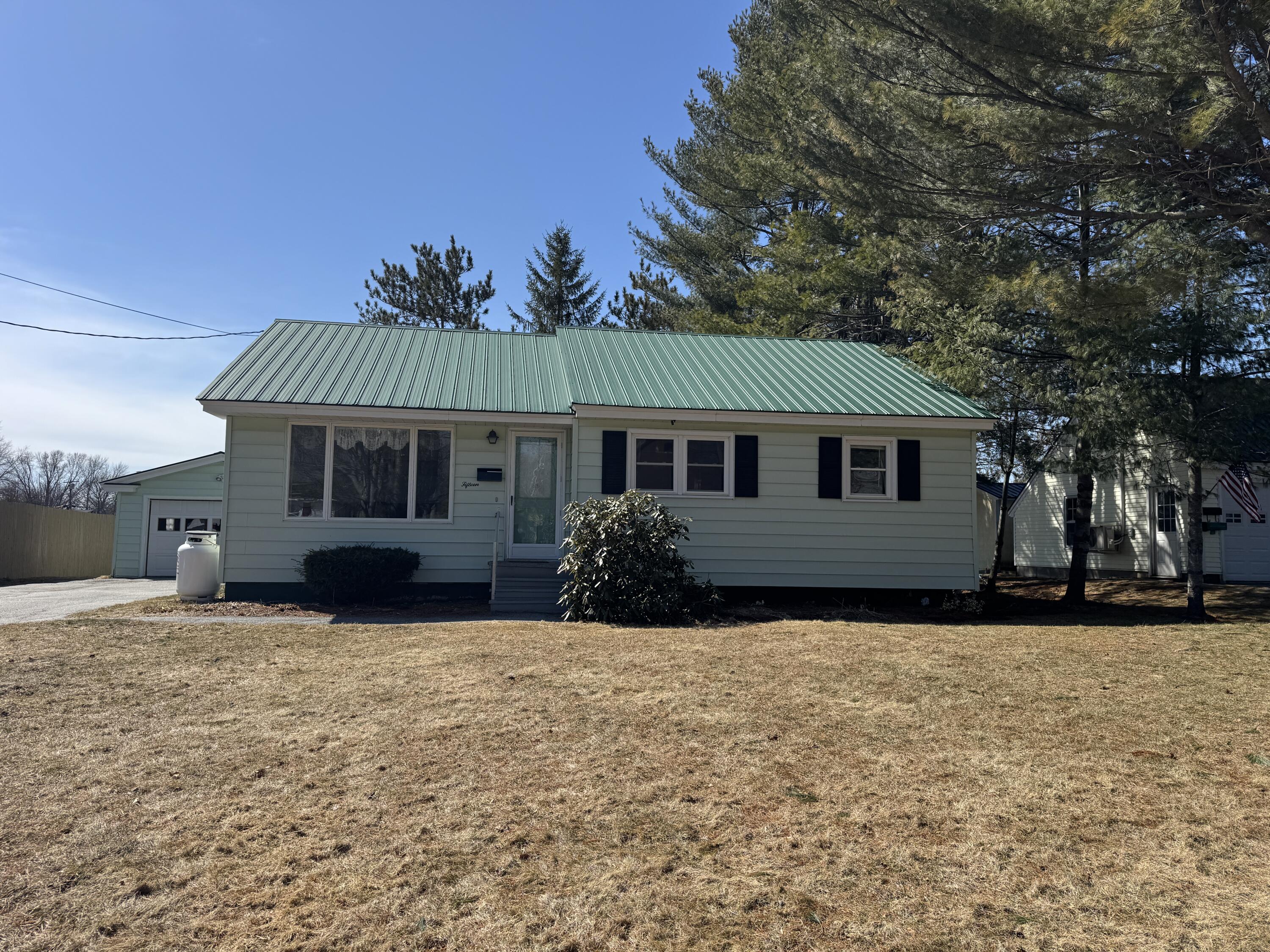 15 Floyd Street Brewer ME 04412