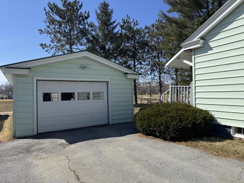 15 Floyd Street Brewer ME 04412