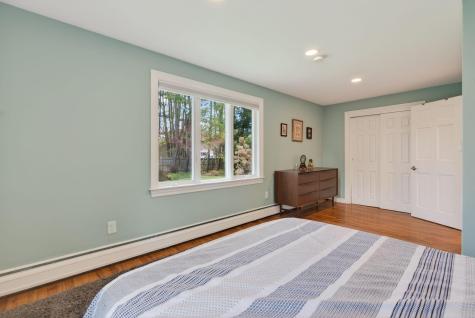 3 Whitney Road Falmouth ME 04105