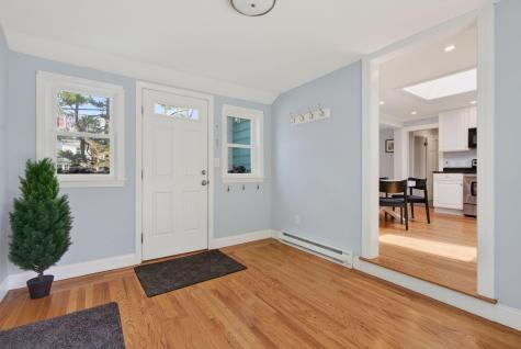 3 Whitney Road Falmouth ME 04105