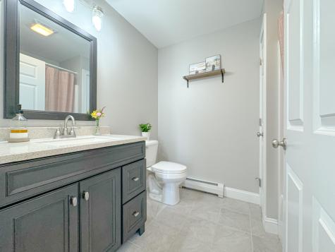 33 Dora Lane Limerick ME 04048