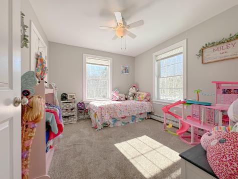 33 Dora Lane Limerick ME 04048