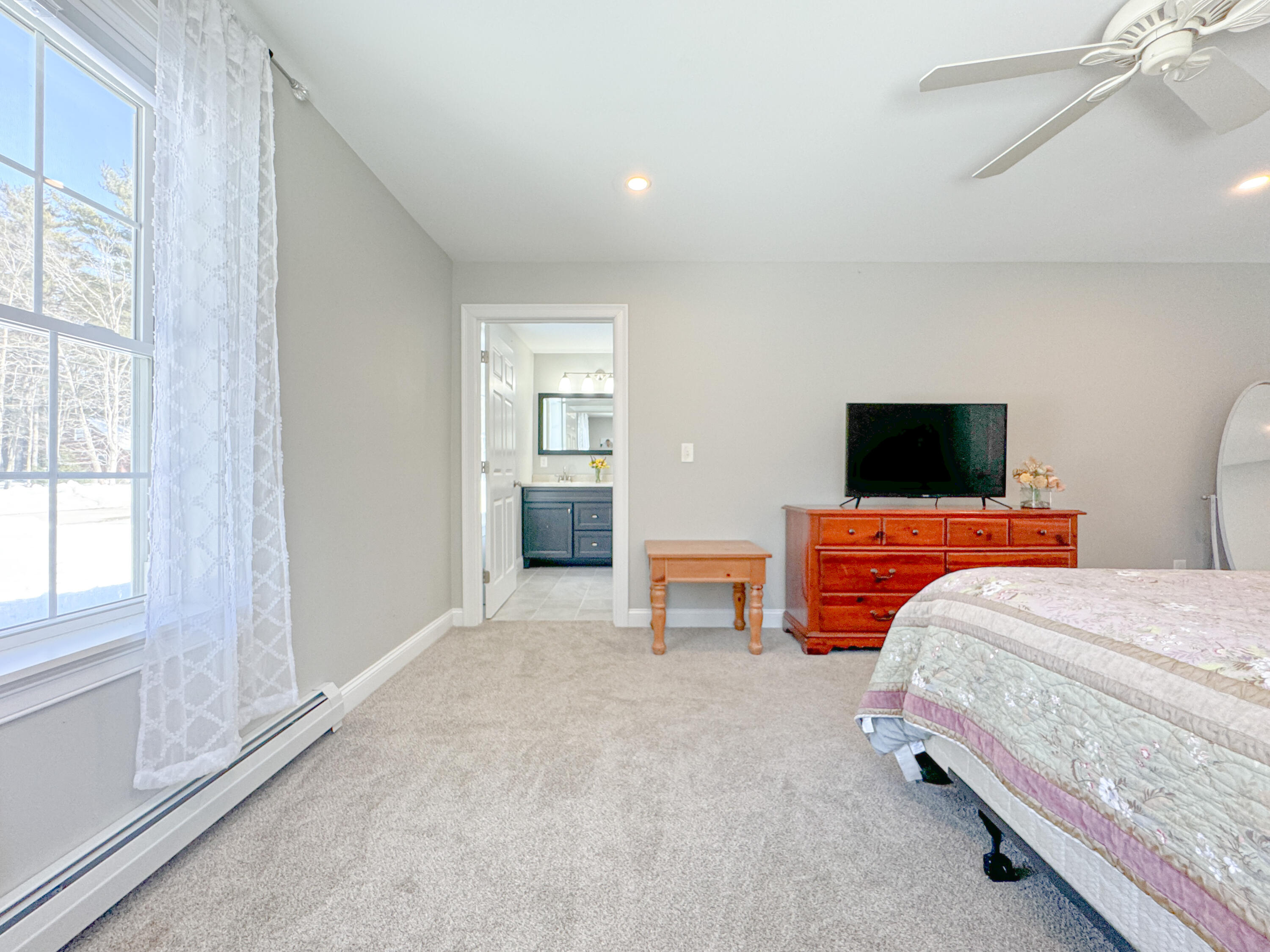 33 Dora Lane Limerick ME 04048