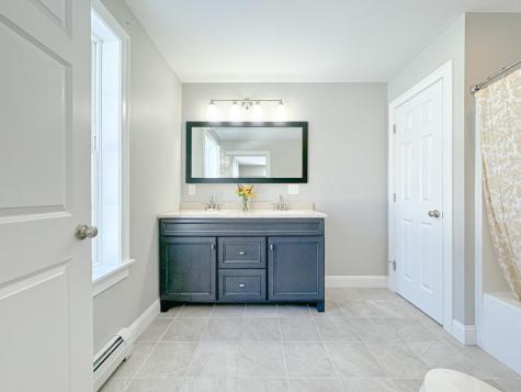 33 Dora Lane Limerick ME 04048