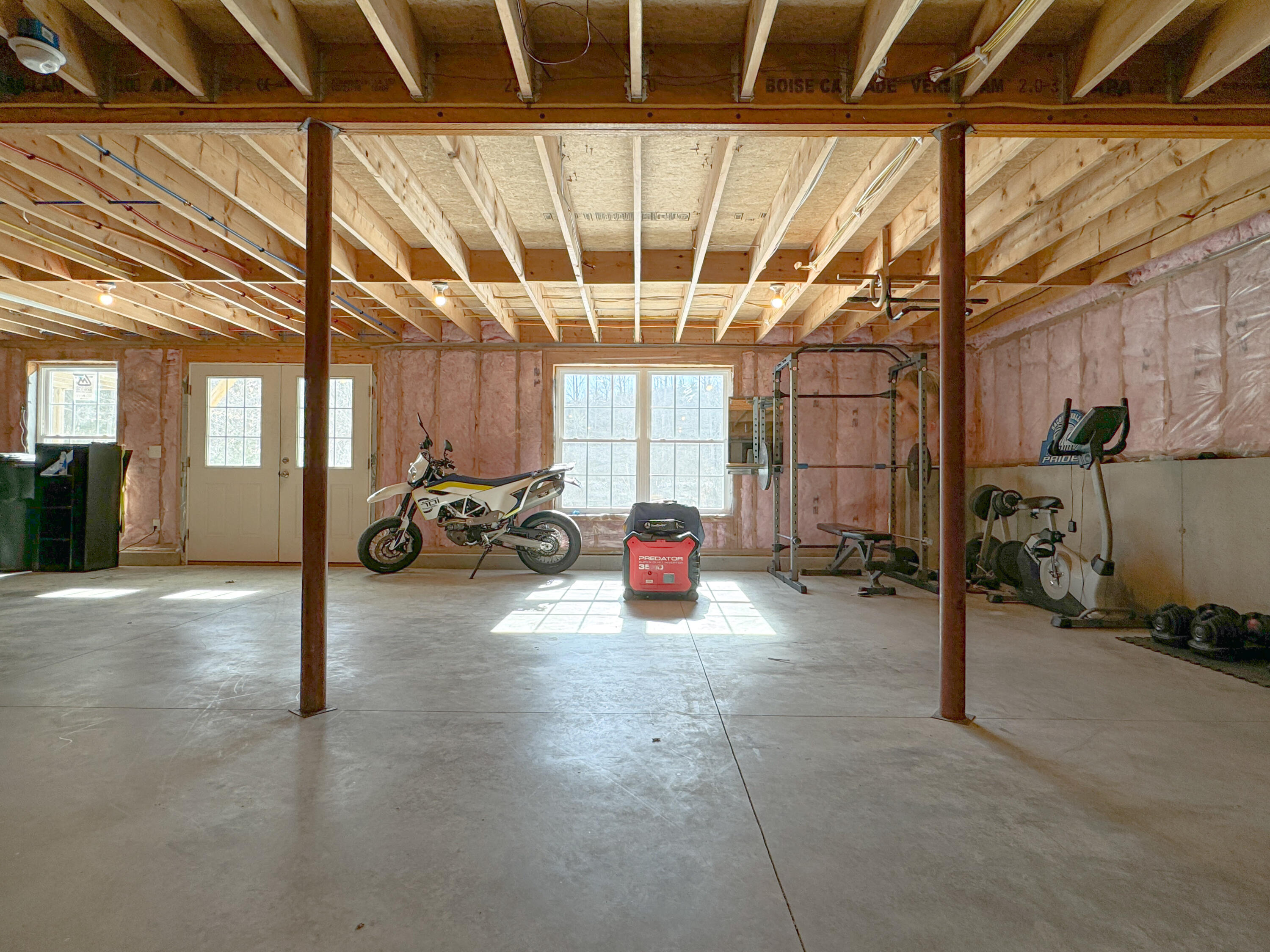 33 Dora Lane Limerick ME 04048