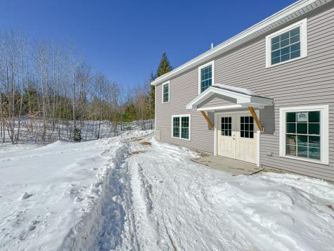 33 Dora Lane Limerick ME 04048