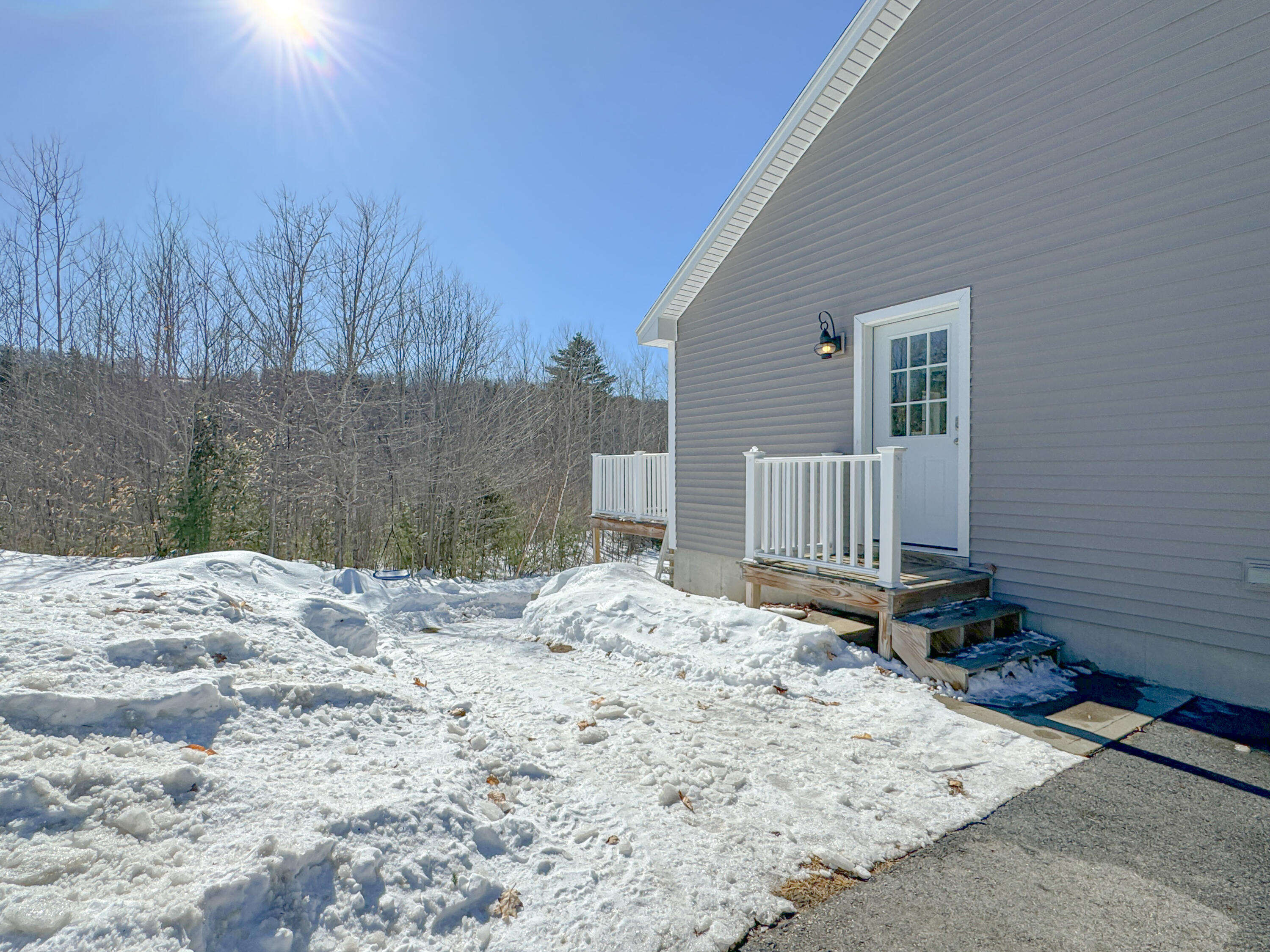 33 Dora Lane Limerick ME 04048