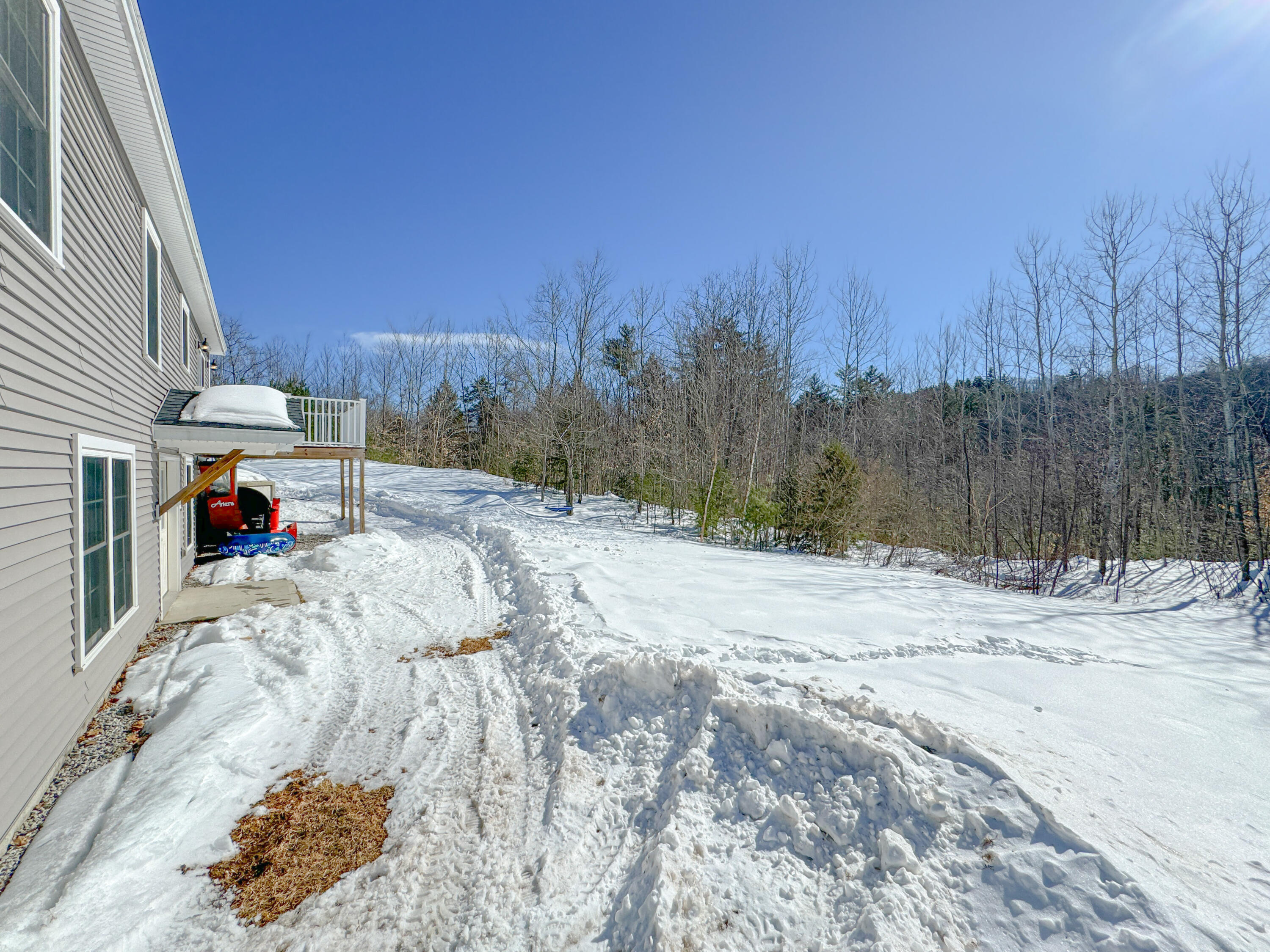 33 Dora Lane Limerick ME 04048