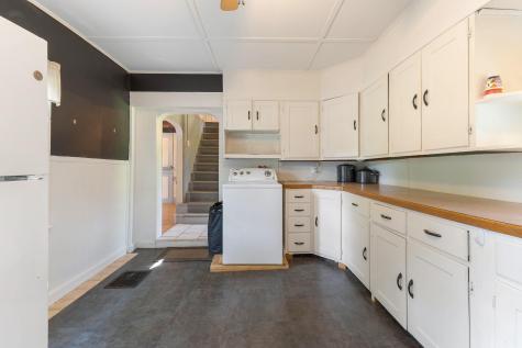 496 Litchfield Road Farmingdale ME 04344