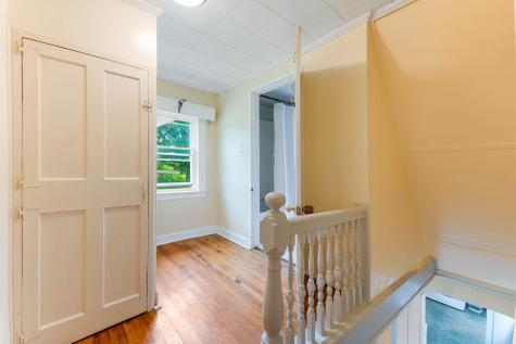 496 Litchfield Road Farmingdale ME 04344