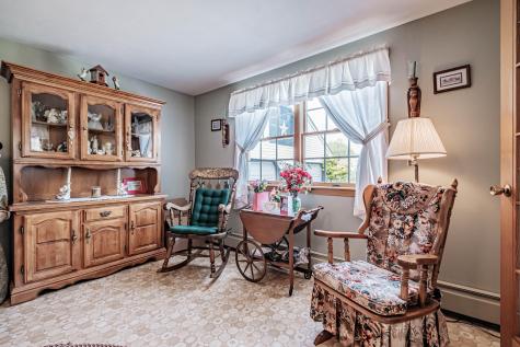 256 Sligo Road Yarmouth ME 04096
