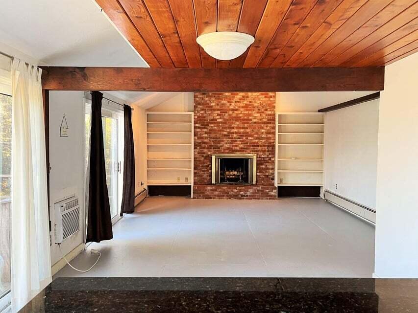 32 Woods Road Owls Head ME 04854