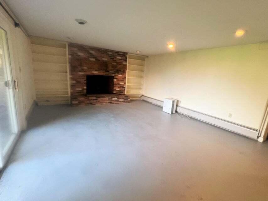 32 Woods Road Owls Head ME 04854