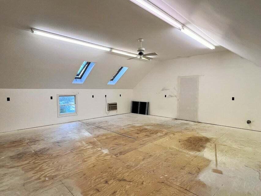 32 Woods Road Owls Head ME 04854