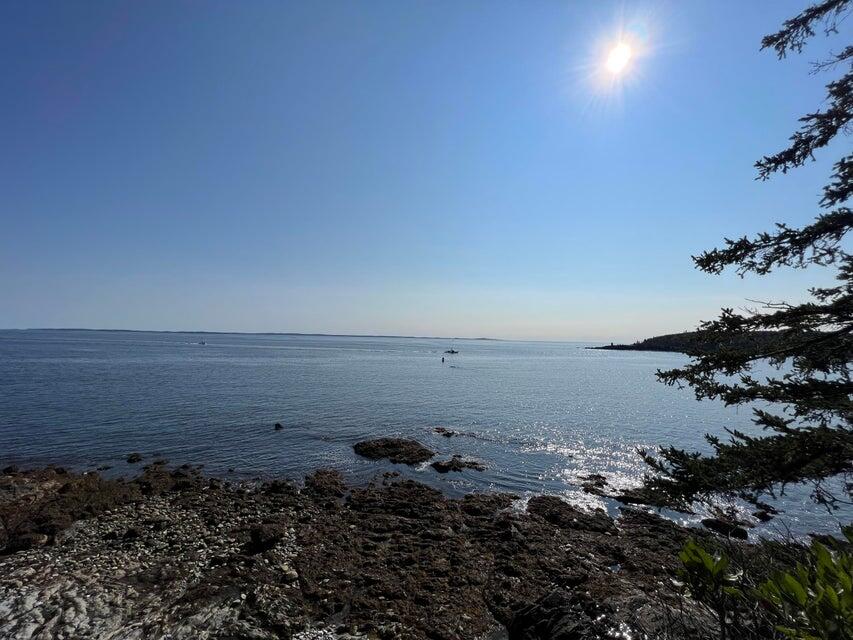 32 Woods Road Owls Head ME 04854