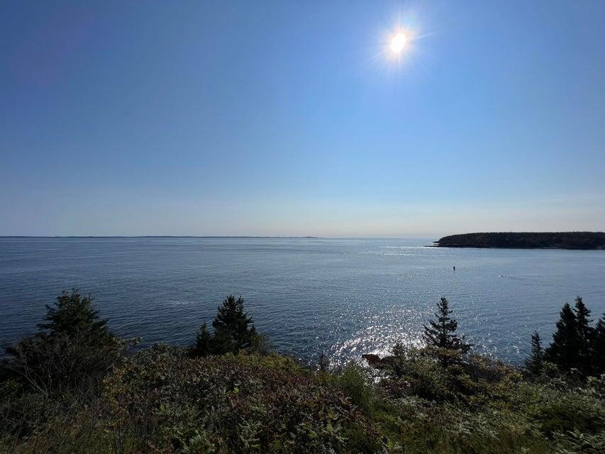 32 Woods Road Owls Head ME 04854