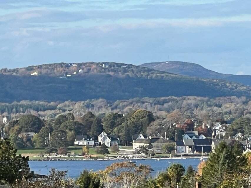 32 Woods Road Owls Head ME 04854