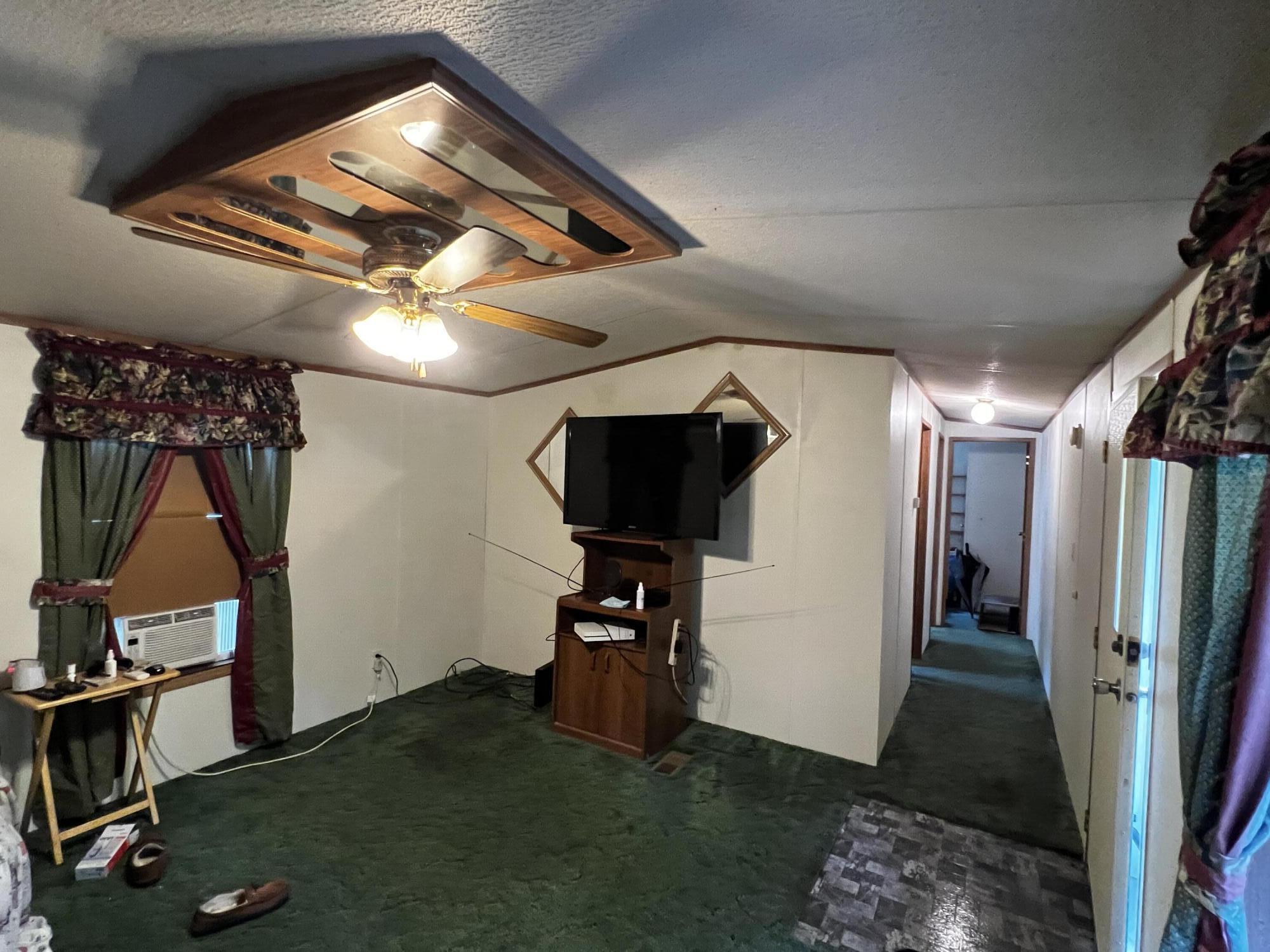 1051 Gardiner Road Wiscasset ME 04578