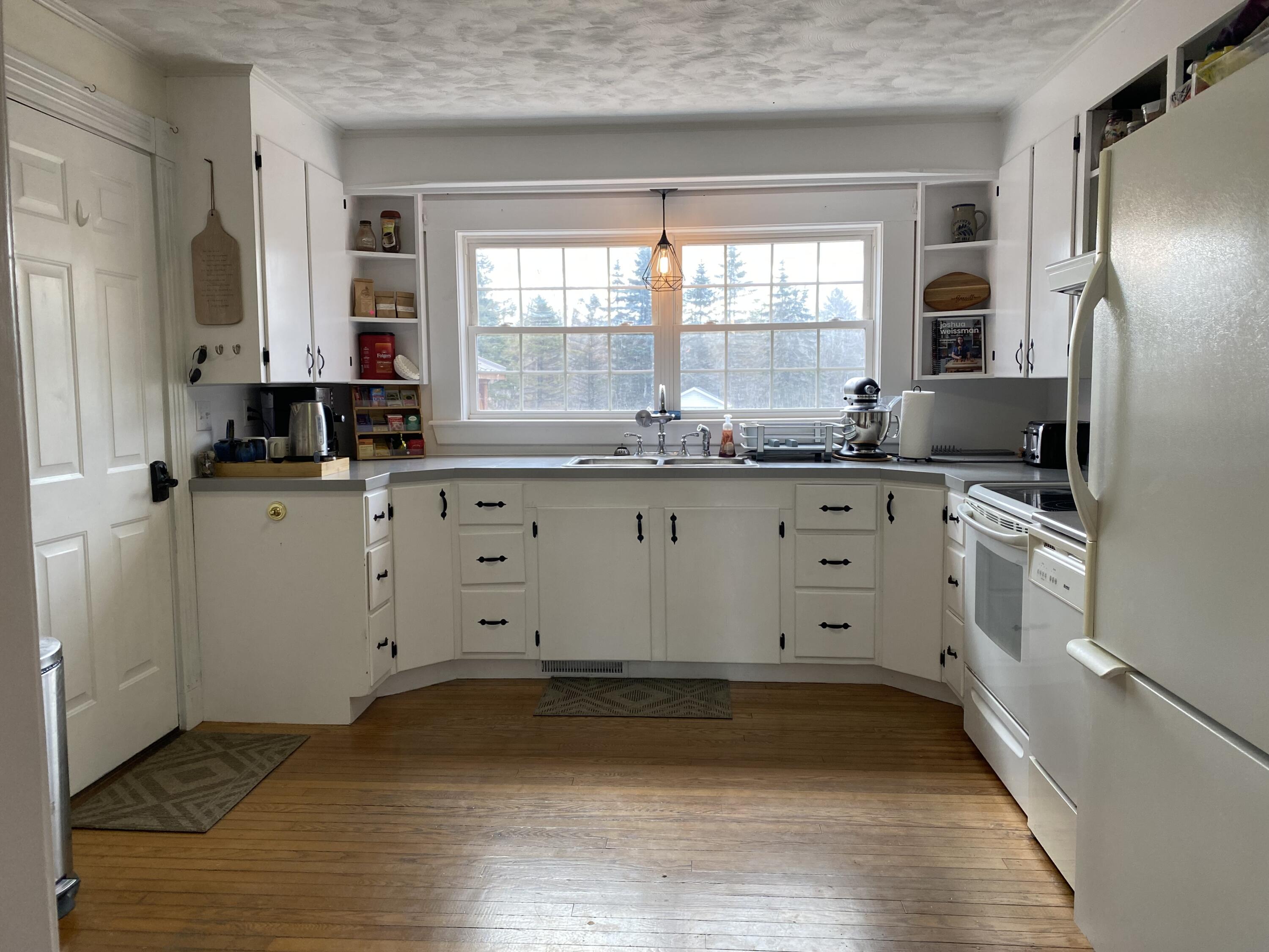 74 Exeter Road Corinth ME 04427