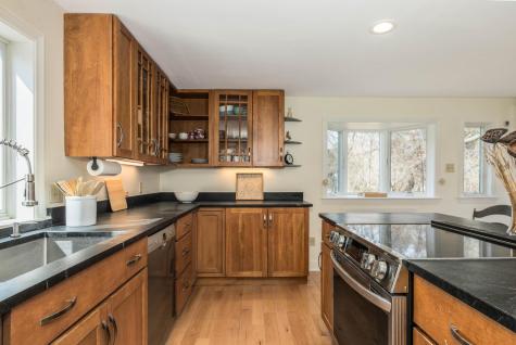 81 Goodwin Road Kittery ME 03905