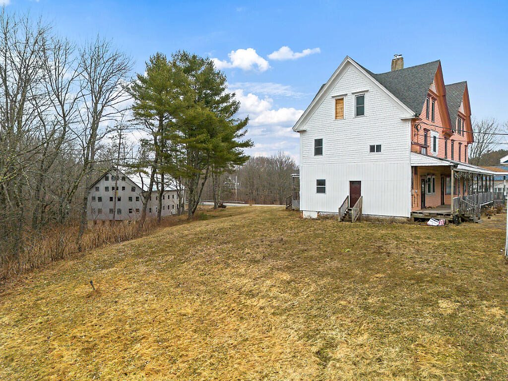 1135 E Pittston Road Pittston ME 04345