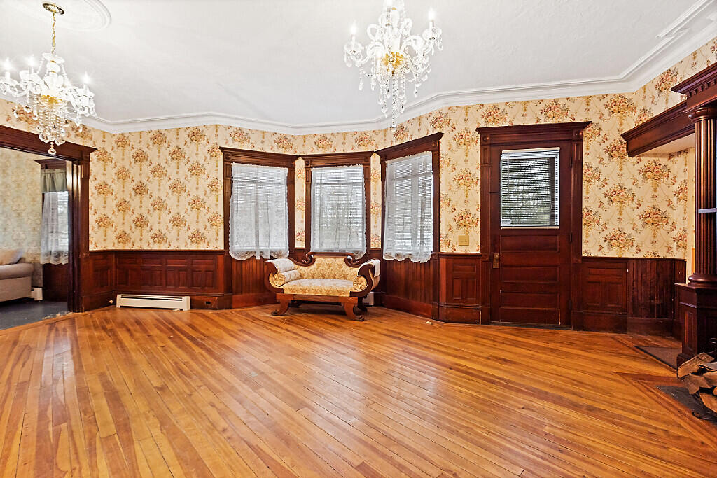 1135 E Pittston Road Pittston ME 04345