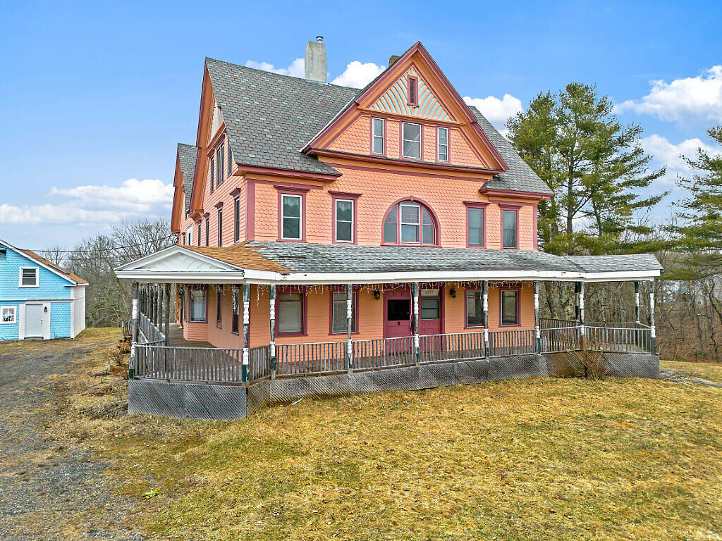 1135 E Pittston Road Pittston ME 04345