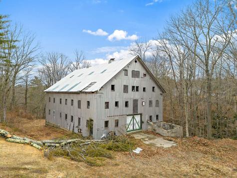1135 E Pittston Road Pittston ME 04345