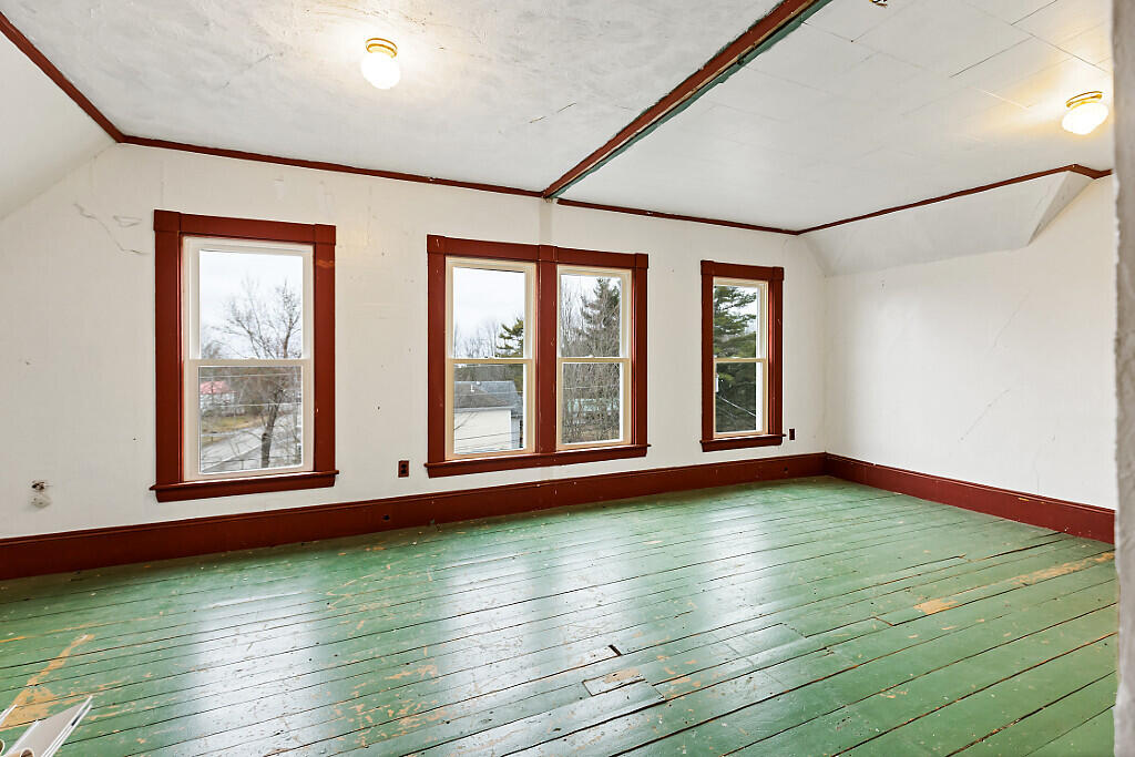 1135 E Pittston Road Pittston ME 04345