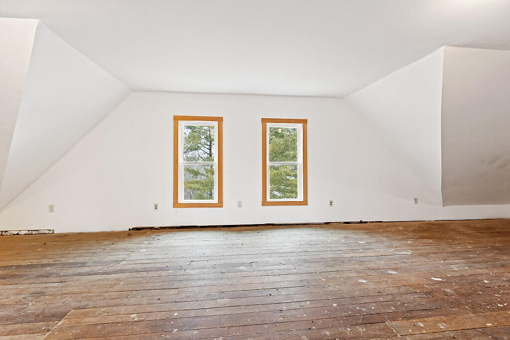 1135 E Pittston Road Pittston ME 04345