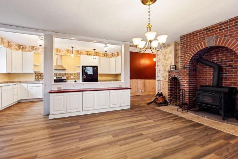 1135 E Pittston Road Pittston ME 04345