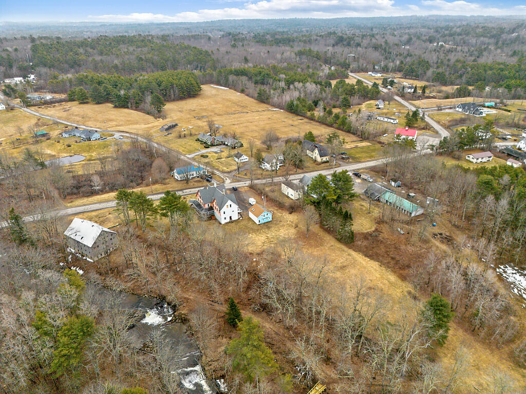 1135 E Pittston Road Pittston ME 04345