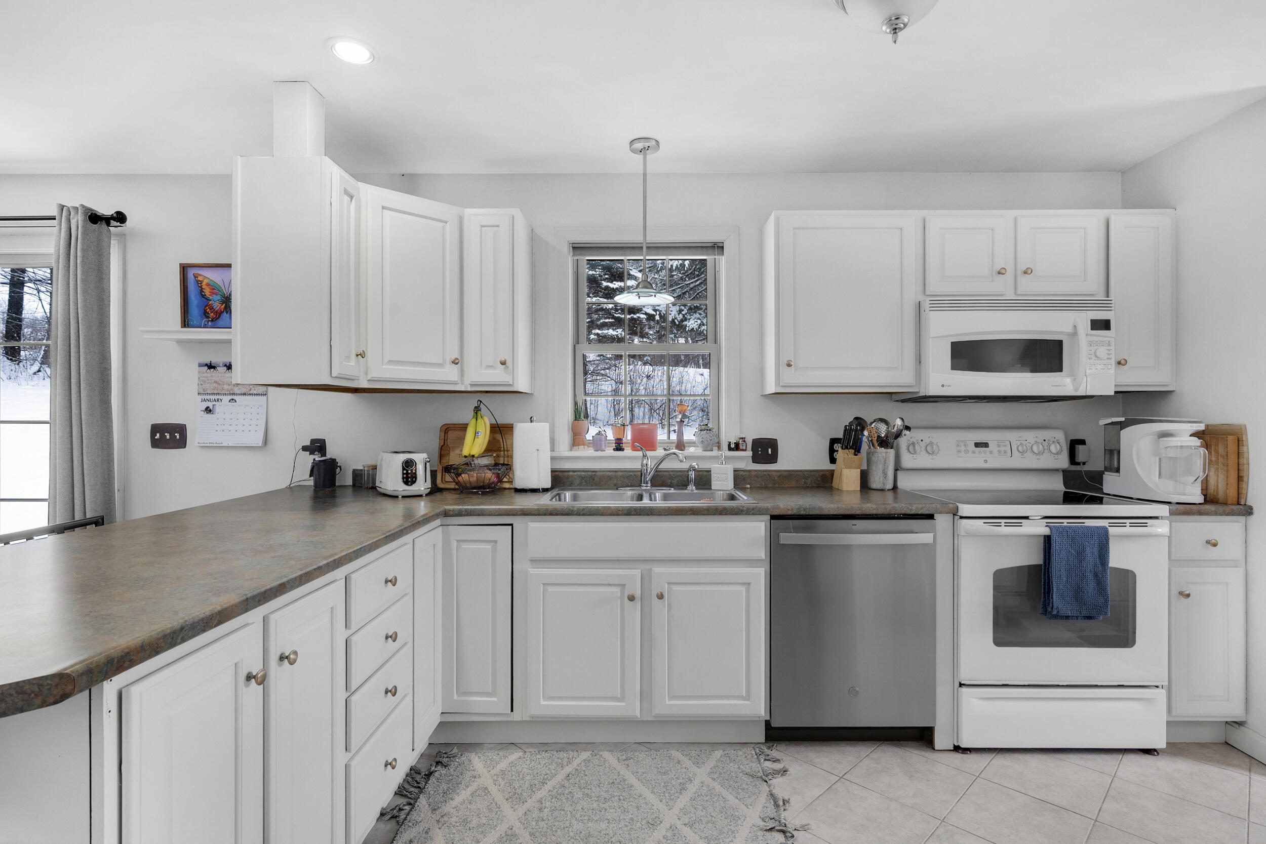 9 Jill Street Lewiston ME 04240