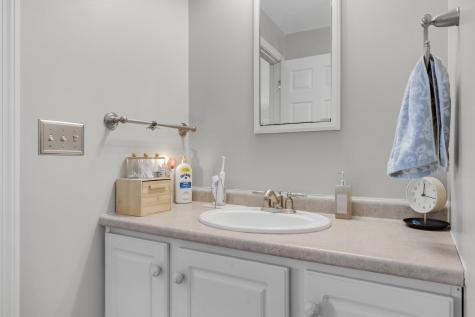 9 Jill Street Lewiston ME 04240